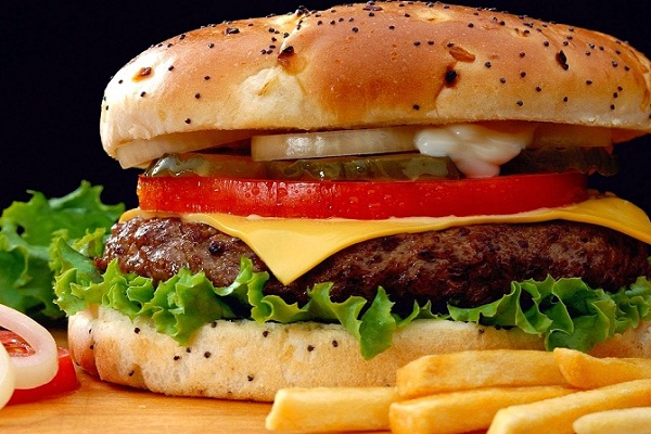 Как приготовить вкусный и сочный чизбургер в домашних условиях
 Чизбургер Дома