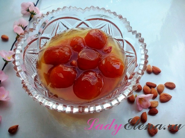 Фото рецепт абрикосового варенья с ядрышками