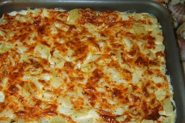 Кабачки с картошкой и сыром в духовке