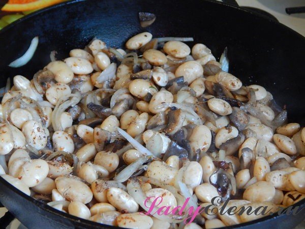 Фасоль с грибами в томатном соусе: фото рецепт постного блюда