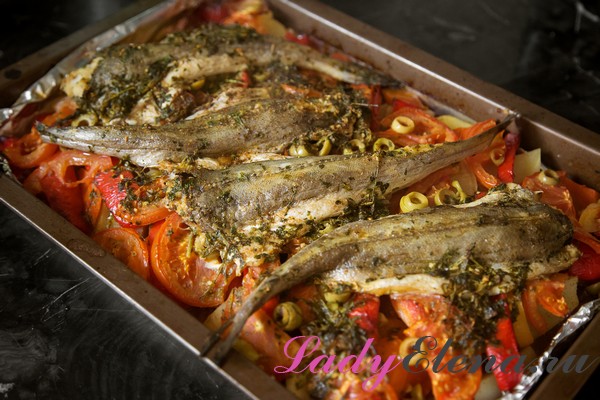 Рыба с овощами в духовке