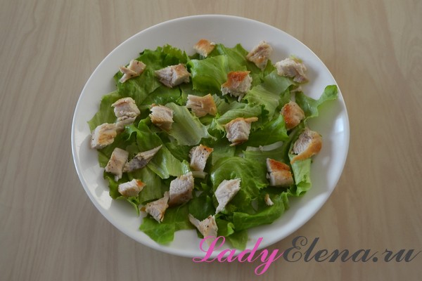 salat s kuricej i yajcom poshagovyj foto recept 11
