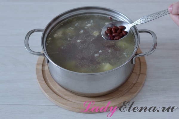 sup s konservirovannoj fasolyu poshagovyj foto recept 7