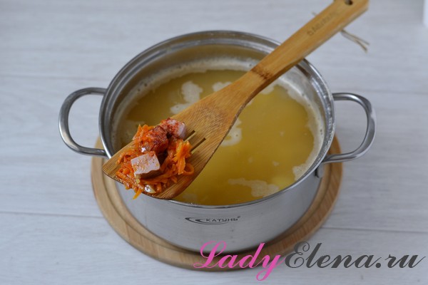 goroxovyj sup s kopchenostyami poshagovyj foto recept 14