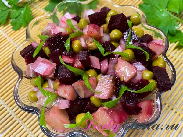 Салат из селедки со свеклой фото-рецепт