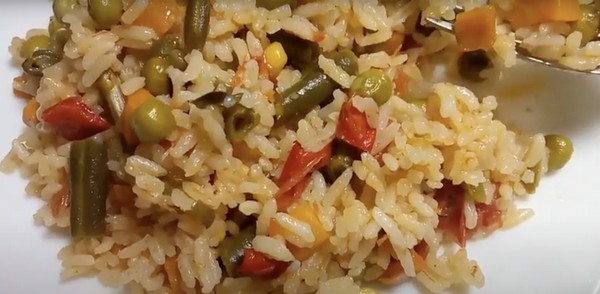 Рис с замороженными овощами 