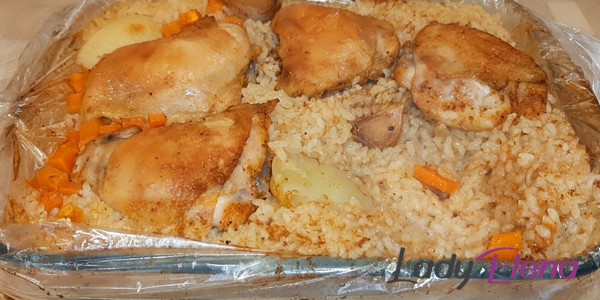 Курица в рукаве с рисом